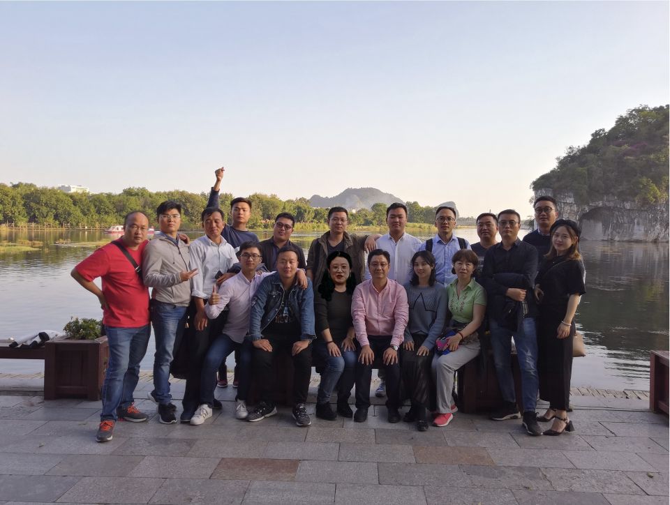 2018年10月25日桂林  (2).jpg