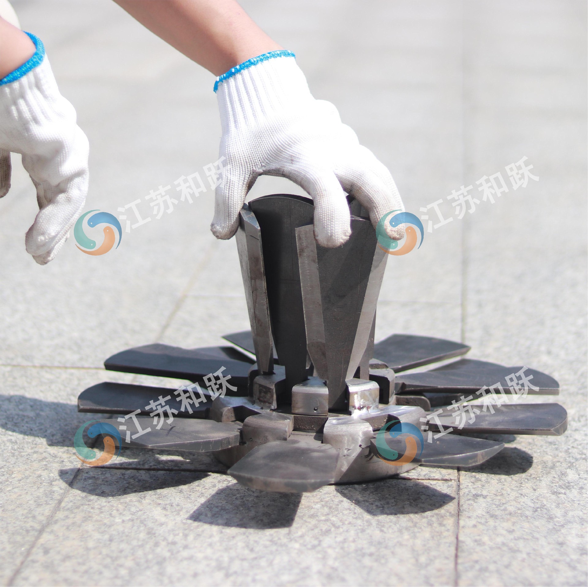 1695362748131680.jpg 展開式壓力型錨盤實(shí)物圖 (16).jpg